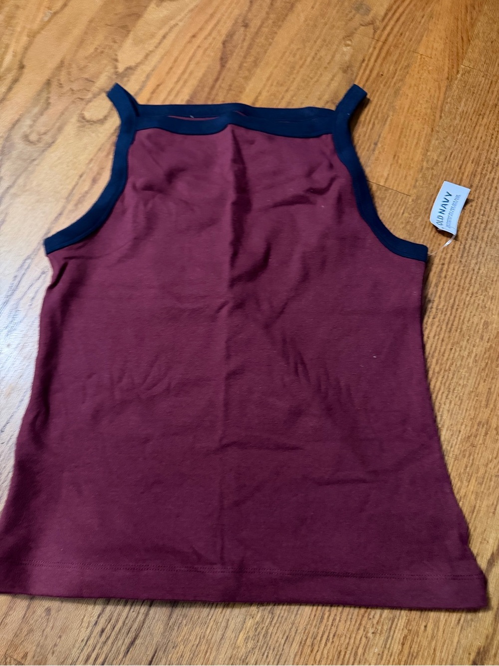 Old navy Large tank NWT